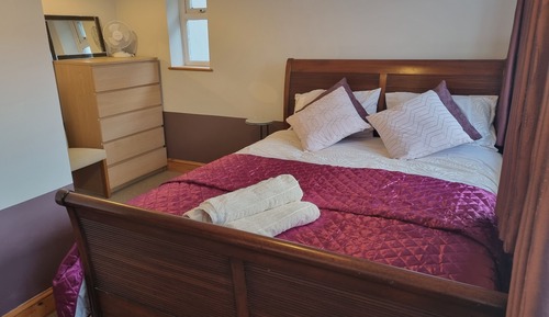 Habitación familiar, baño compartido