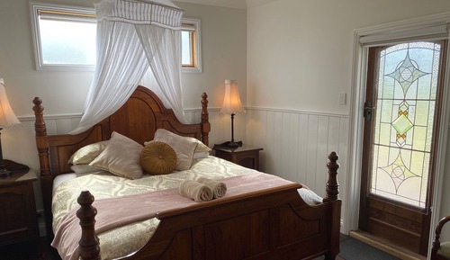 Suite, 1 cama de matrimonio grande, patio, vistas al mar (Seacroft)