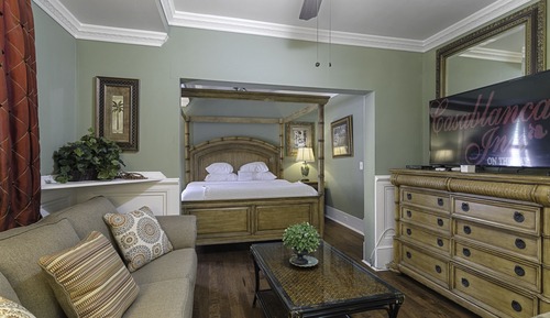 Habitación Deluxe, 1 cama de matrimonio grande con sofá cama, patio