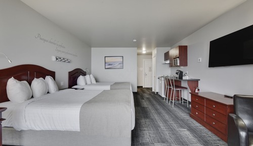 Habitación estándar, 2 camas de matrimonio, en la zona del patio (Pavillon Section)