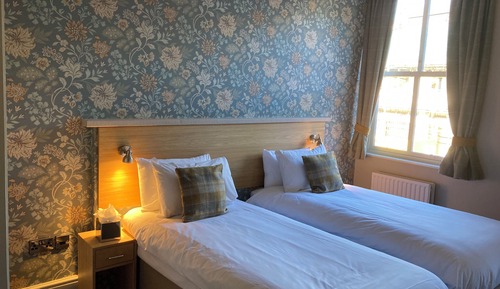 Habitación estándar con 2 camas individuales