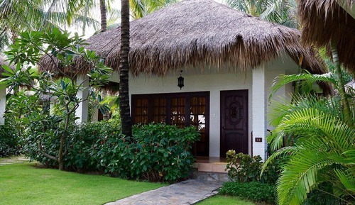 Villa, frente a la playa