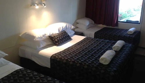 Habitación cuádruple estándar