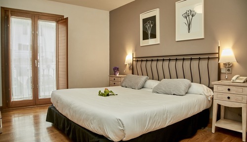 Habitación con 1 cama doble o 2 individuales