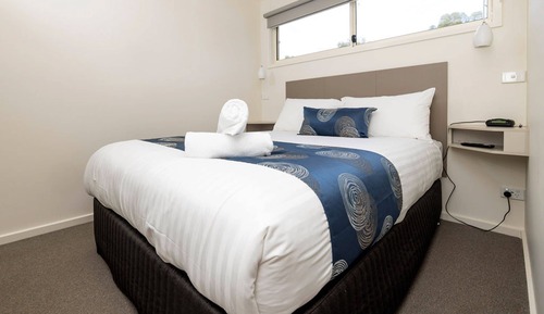 Villa, 3 habitaciones, vistas al río