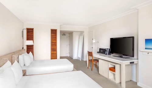 Habitación Premier, 2 camas dobles, vistas a la ciudad