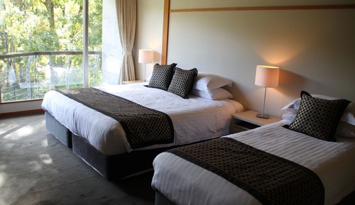 Habitación, 2 habitaciones, vistas a la montaña (Triple+King/Twin,kitchen,dining,loung)