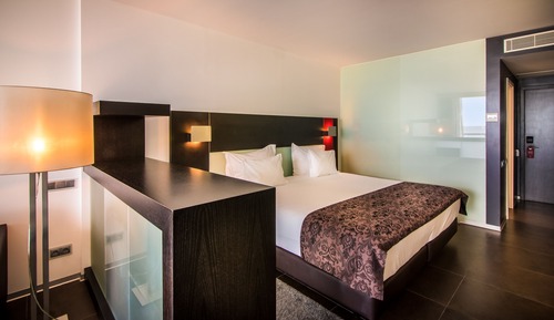 Suite clásica, vistas a la ciudad (3 Adults)