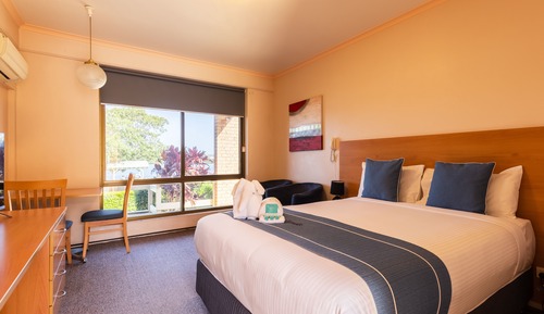 Habitación Deluxe, 1 cama de matrimonio grande, cocina básica, vistas al río