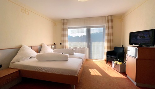 Habitación doble de uso individual, no fumadores, vistas a la montaña