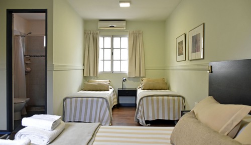 Habitación triple clásica