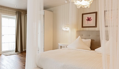 Junior Suite with Hot Tub Access