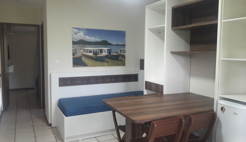 Habitación superior, balcón, vistas al jardín