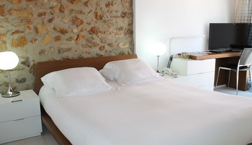 Habitación doble, en edificio anexo