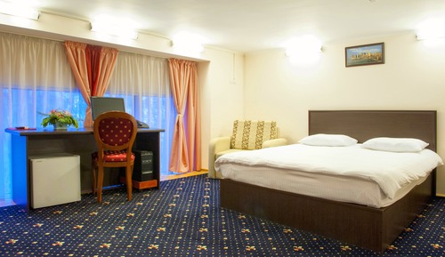 Habitación superior con 1 cama doble o 2 individuales