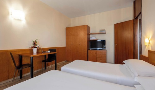 Estudio, 2 camas individuales, cocina básica