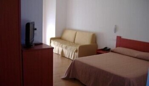 Habitación triple, balcón