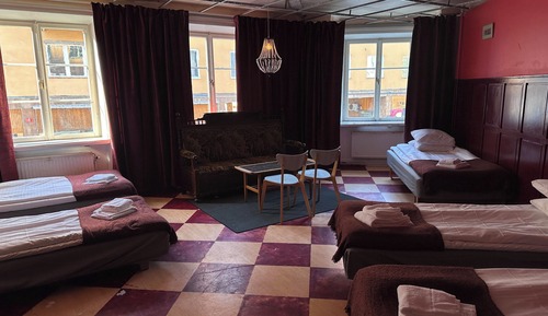 Family Room, 1 Bedroom