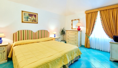 Habitación clásica con 1 cama doble o 2 individuales