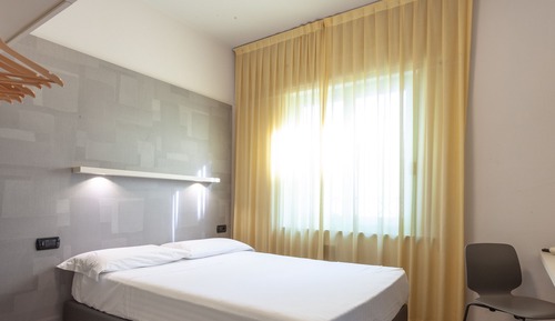 Habitación básica doble, 1 cama doble, no fumadores