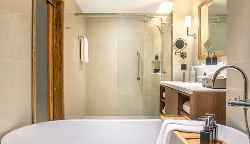 Habitación Premier, 1 cama de matrimonio grande, balcón