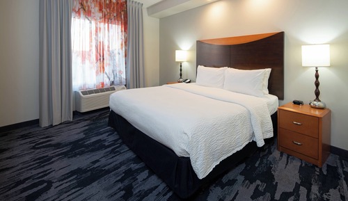 Suite, 2 habitaciones (Mobility/Hearing Accessible, Tub)