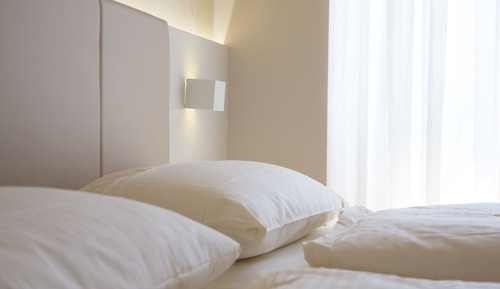 Habitación superior con 1 cama doble o 2 individuales