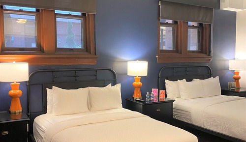Habitación Deluxe, 2 camas de matrimonio (Ground Floor Double Queen Room)