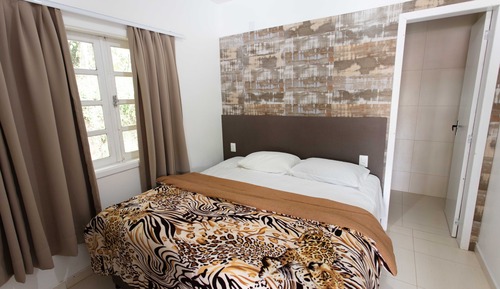 Habitación económica con 1 cama doble o 2 individuales