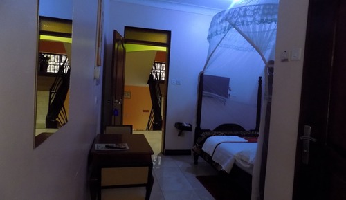 Habitación con 2 camas individuales