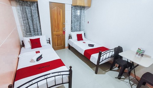 Habitación con 2 camas individuales