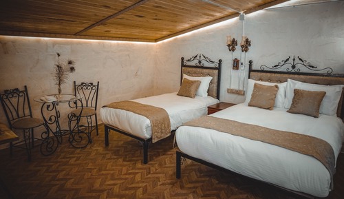 Habitación triple (Zeugma)