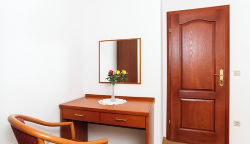 Apartamento (Ana Lopud - One-Bedroom Apt with Balc)