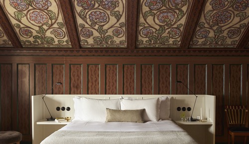 Suite, 1 cama de matrimonio grande, vistas a la ciudad