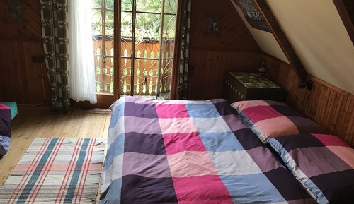Chalet romántico, vistas al jardín