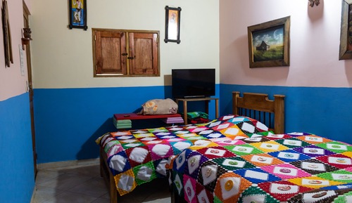 Habitación con 2 camas individuales