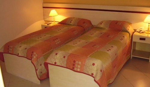 Habitación estándar con 2 camas individuales