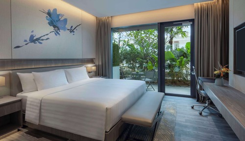 Habitación Deluxe, 1 cama de matrimonio grande, patio, vistas a la piscina (Laguna)