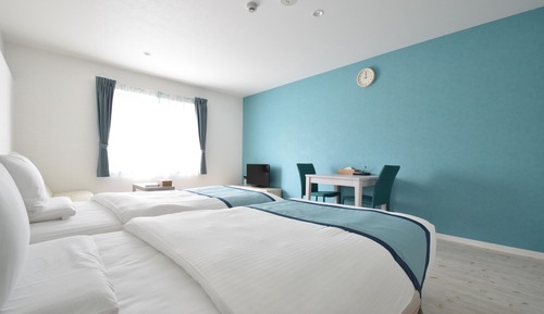 Habitación con 2 camas individuales (with Extra Bed)