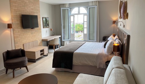 Master Vista Teatro com Banheira