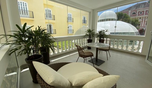 Luxo Casarão com Terraço