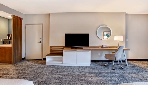 Habitación, 2 camas de matrimonio, accesible para personas con discapacidad (Hearing & Mobility)