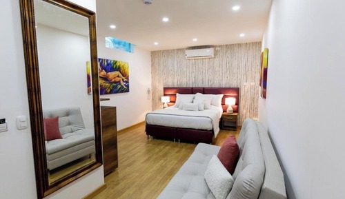 Suite, bañera de hidromasaje