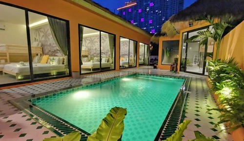 Villa familiar, 4 habitaciones, piscina privada, vistas a la piscina