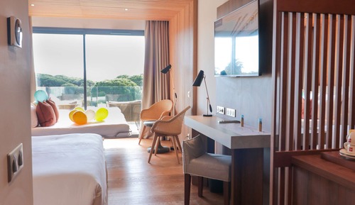 Suite junior, 1 cama de matrimonio grande con sofá cama, balcón, vistas al mar