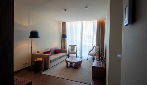 Suite, 1 cama de matrimonio grande, balcón