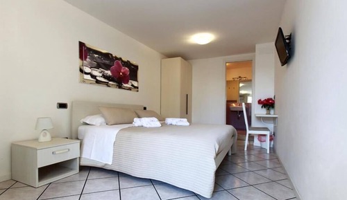 Habitación con 1 cama doble o 2 individuales, terraza