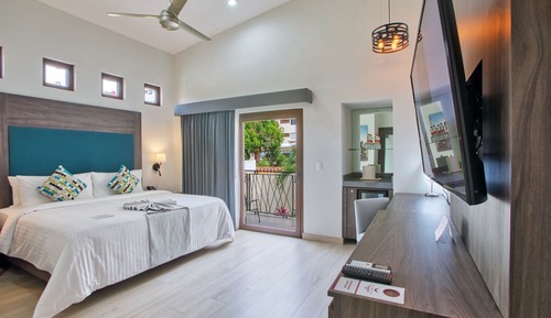 Habitación doble superior, baño privado, vistas al jardín (Jardín con terraza)