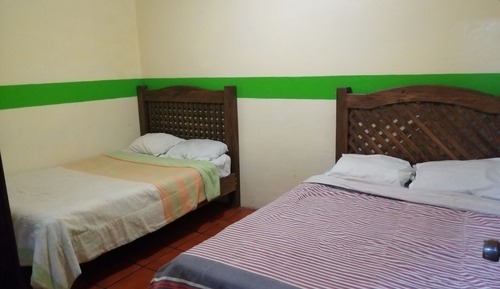 Habitación cuádruple básica, 2 camas dobles