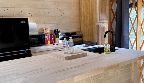 Bungalow, baño privado, vistas a la montaña (Scarlet Oak Studio)